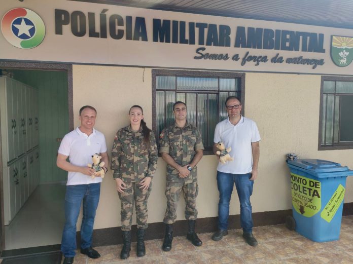 df04c6de-4b24-4f19-9acb-872df7590b63