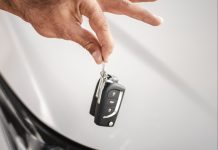 MP identifica uso indevido de carros oficiais em Brunópolis