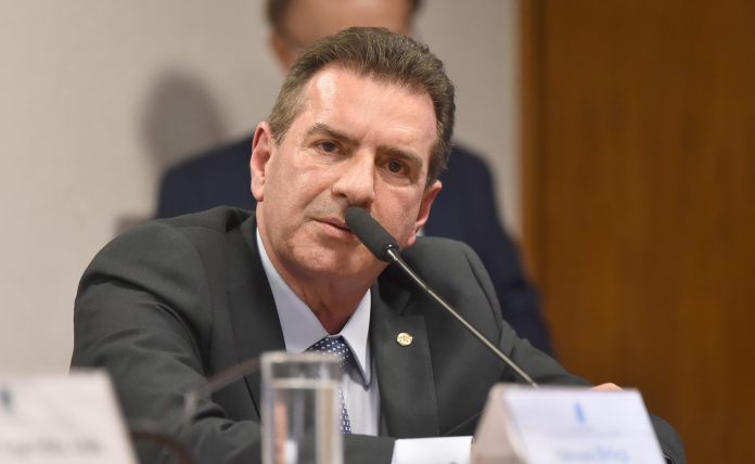 6cbd64b3-7c9b-4888-b97a-3ed128bf8b7a