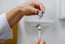 Curitibanos inicia vacinação contra dengue em adolescentes entre 10 e 14 anos