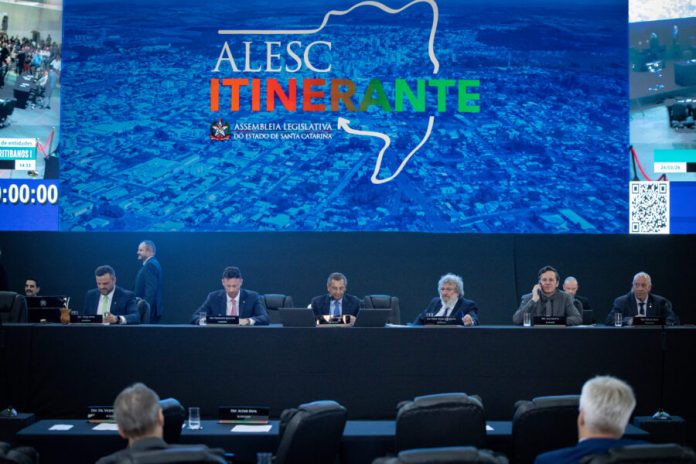 24032026_SESSAO_ENTIDADES_01_RC-93-scaled-1-900x600